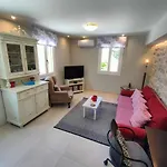 Varko House Apartment *