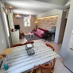 Varko House Apartment