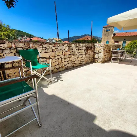 Varko House Апартаменты