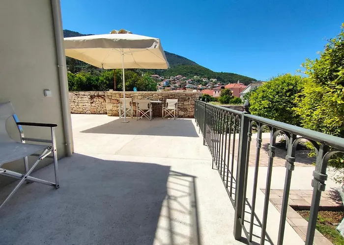 Appartement Varko House *