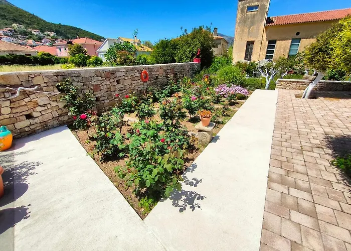 Appartement Varko House